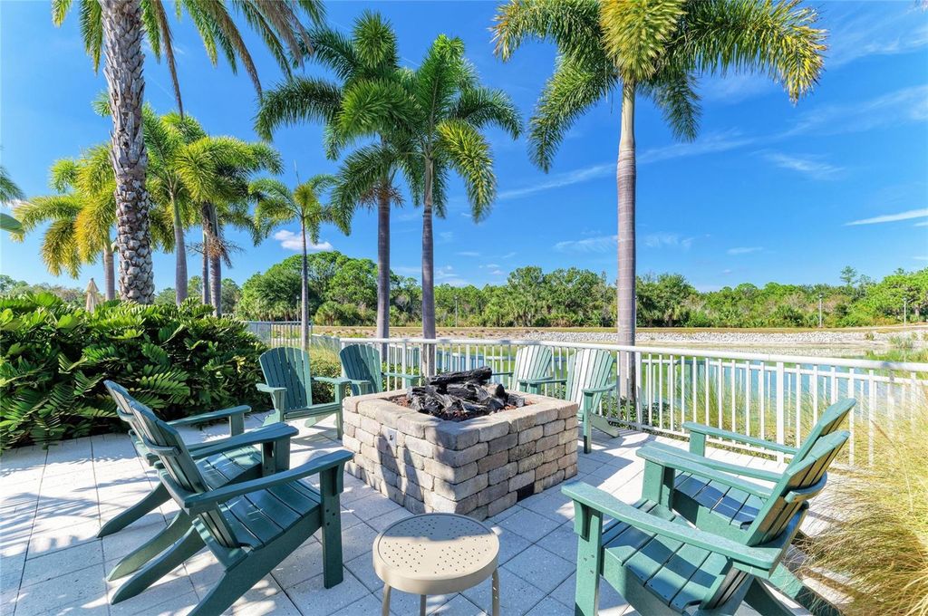 Image 51 of property listing at 10530 BOARDWALK LOOP 202, Bradenton, FL 34202