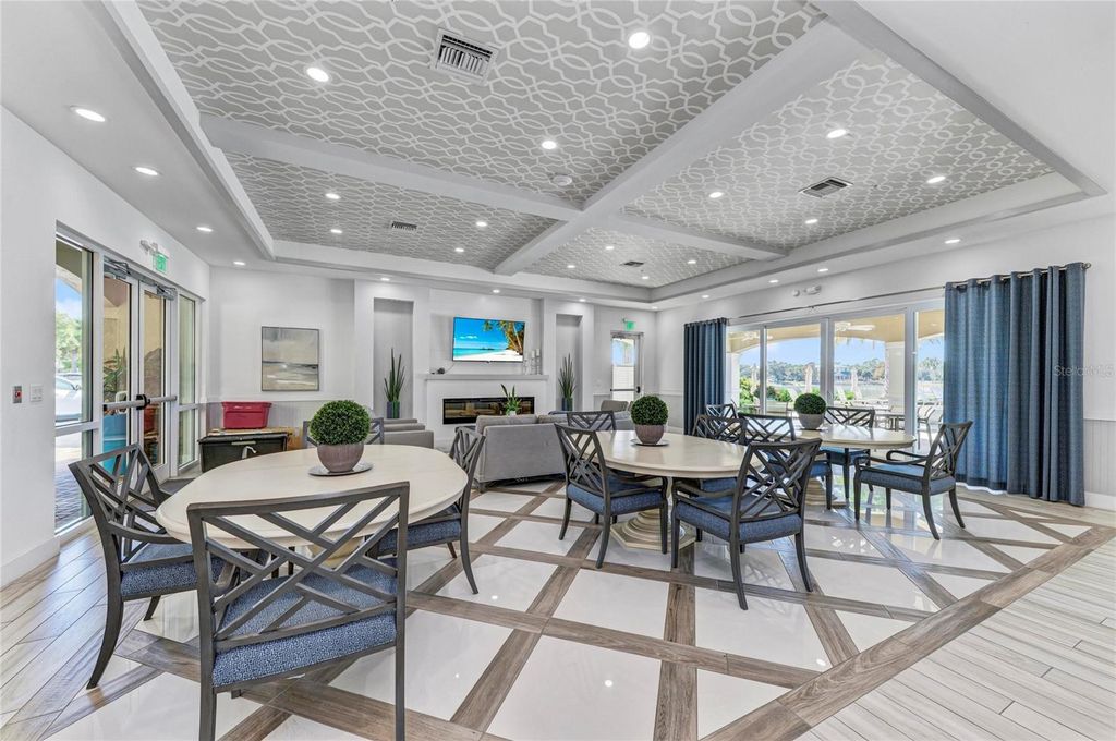 Image 53 of property listing at 10530 BOARDWALK LOOP 202, Bradenton, FL 34202