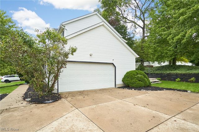 4939 Gateway Drive, Medina, OH 44256
