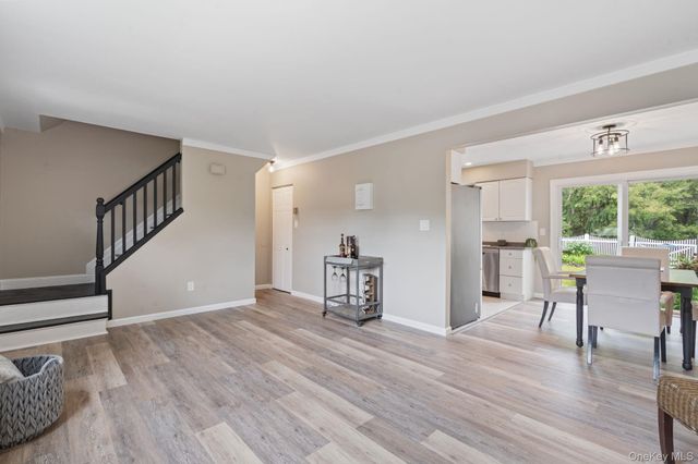 7 Merrimac Court, Coram, NY 11727