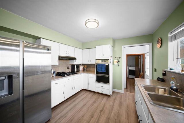 1974 Crozier Avenue, Muskegon, MI 49441