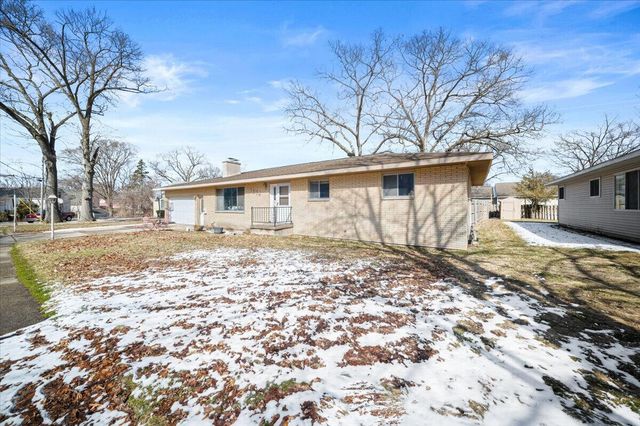 1974 Crozier Avenue, Muskegon, MI 49441