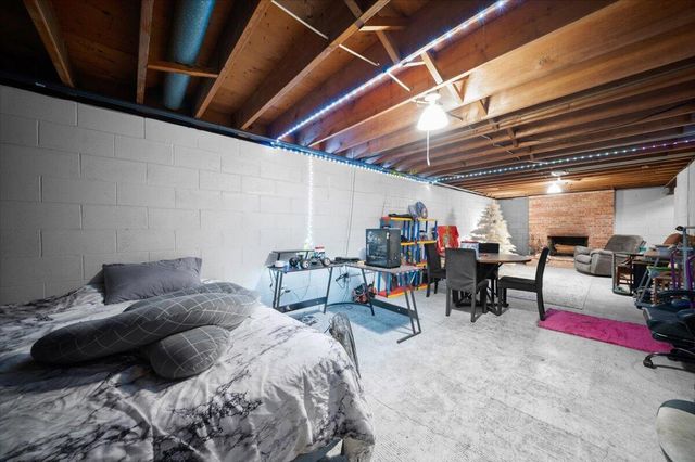 1974 Crozier Avenue, Muskegon, MI 49441