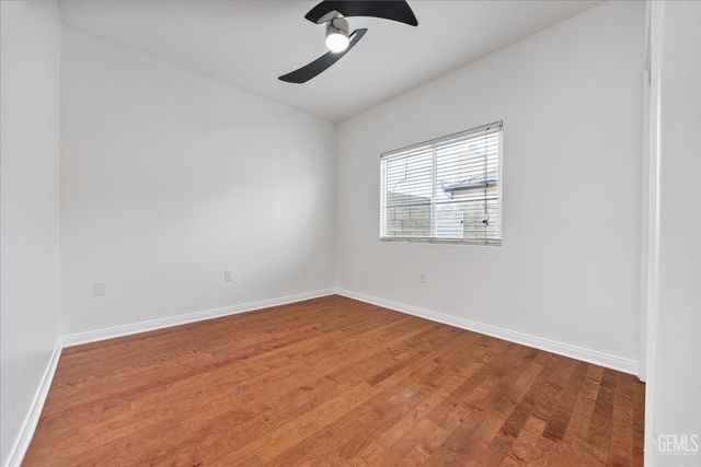 8119 Willoughby Court, Bakersfield, CA 93313