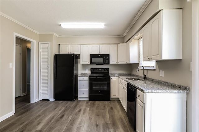 19801 E Millhaven Street, Independence, MO 64056