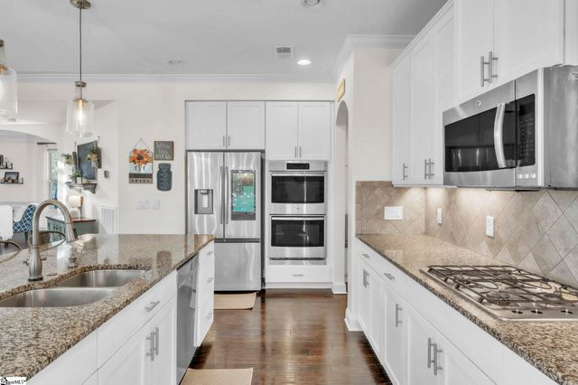 4 Woodland Chase Court, Simpsonville, SC 29681