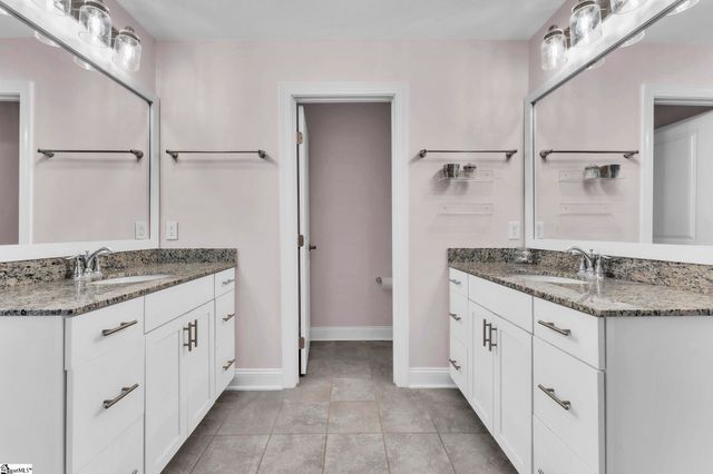 4 Woodland Chase Court, Simpsonville, SC 29681