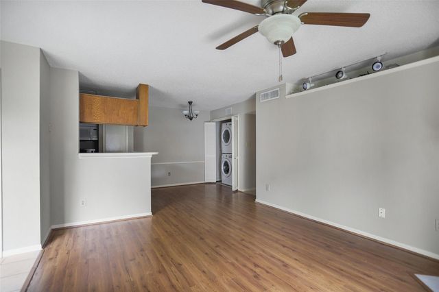2121 Hepburn Street 613, Houston, TX 77054
