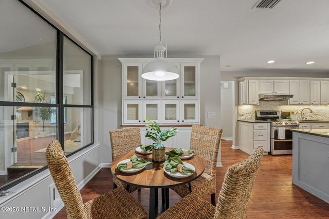 12231 DIVIDING OAKS Trail E, Jacksonville, FL 32223