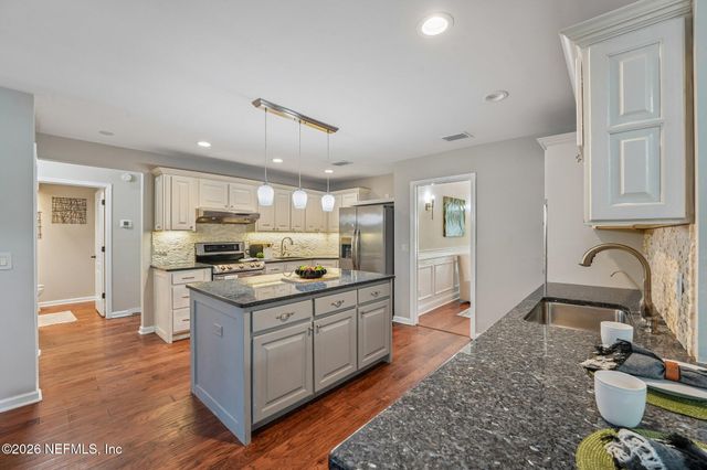 12231 DIVIDING OAKS Trail E, Jacksonville, FL 32223