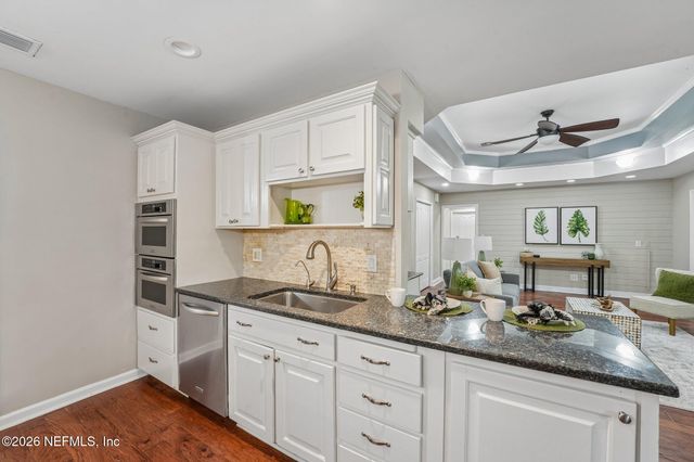 12231 DIVIDING OAKS Trail E, Jacksonville, FL 32223