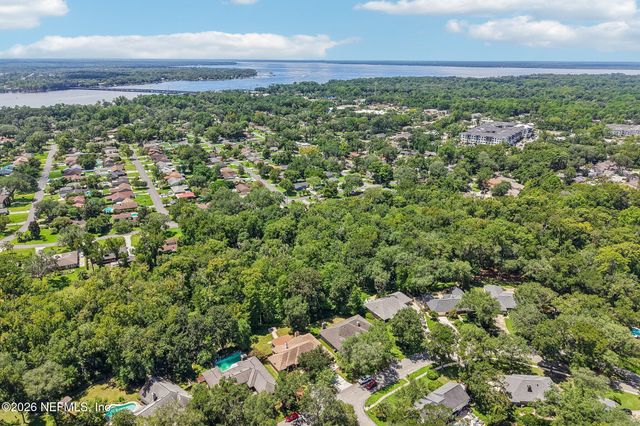 12231 DIVIDING OAKS Trail E, Jacksonville, FL 32223