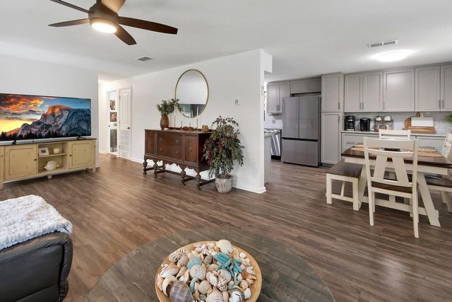280 W VIRGINIA AVENUE, Deland, FL 32720