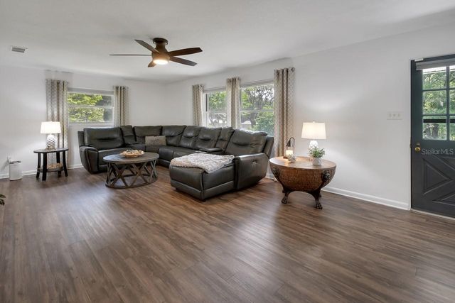 280 W VIRGINIA AVENUE, Deland, FL 32720