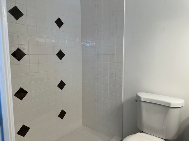 1150 W Winton Ave. 207, Hayward, CA 94545