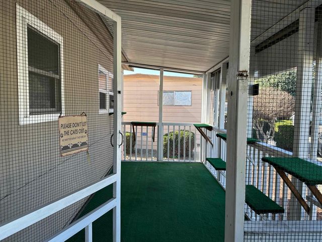 1150 W Winton Ave. 207, Hayward, CA 94545