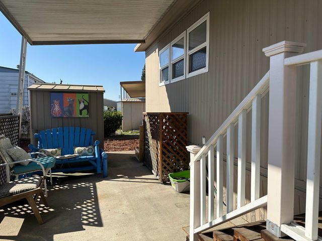 1150 W Winton Ave. 207, Hayward, CA 94545