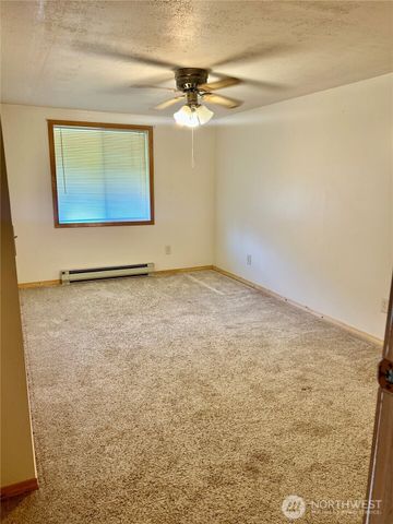 34 Main Street, Loomis, WA 98827