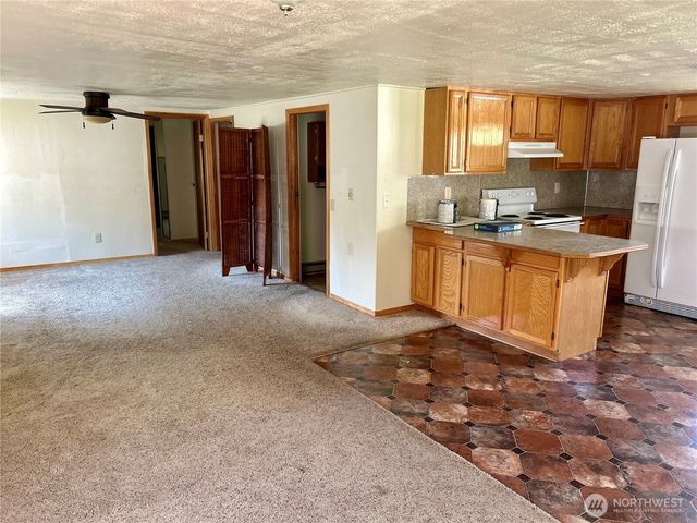 34 Main Street, Loomis, WA 98827