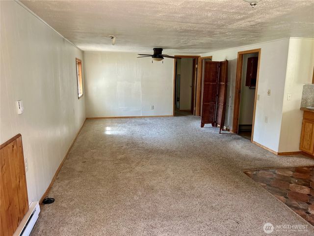 34 Main Street, Loomis, WA 98827