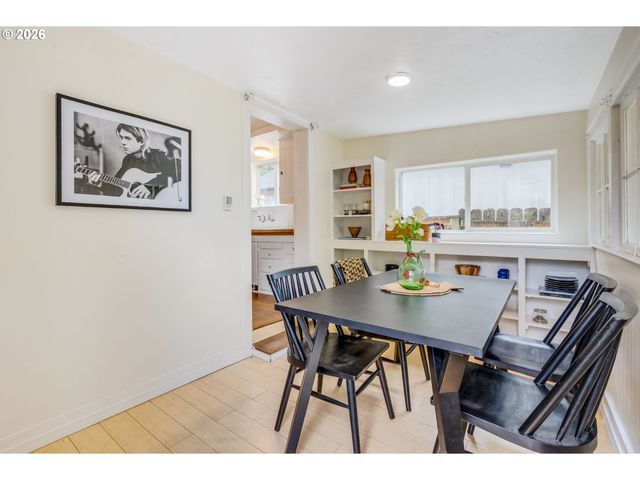 6351 Ne 34TH Ave, Portland, OR 97211