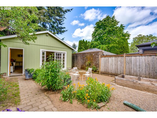 6351 Ne 34TH Ave, Portland, OR 97211