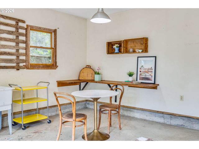 6351 Ne 34TH Ave, Portland, OR 97211