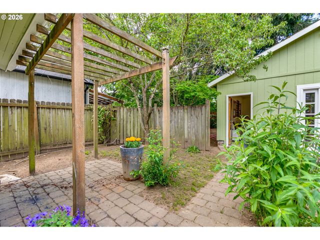 6351 Ne 34TH Ave, Portland, OR 97211