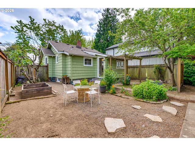 6351 Ne 34TH Ave, Portland, OR 97211