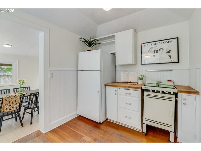 6351 Ne 34TH Ave, Portland, OR 97211