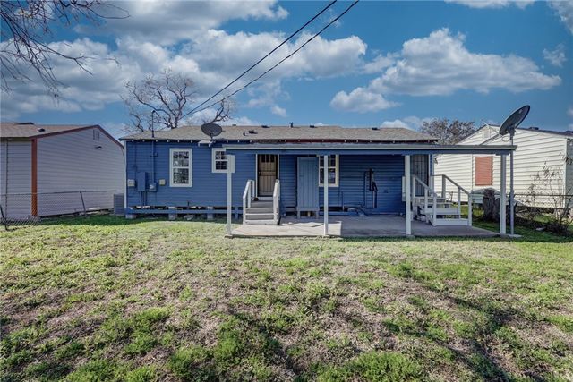 4705 Kendall Dr, Corpus Christi, TX 78415