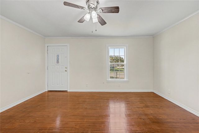 4705 Kendall Dr, Corpus Christi, TX 78415