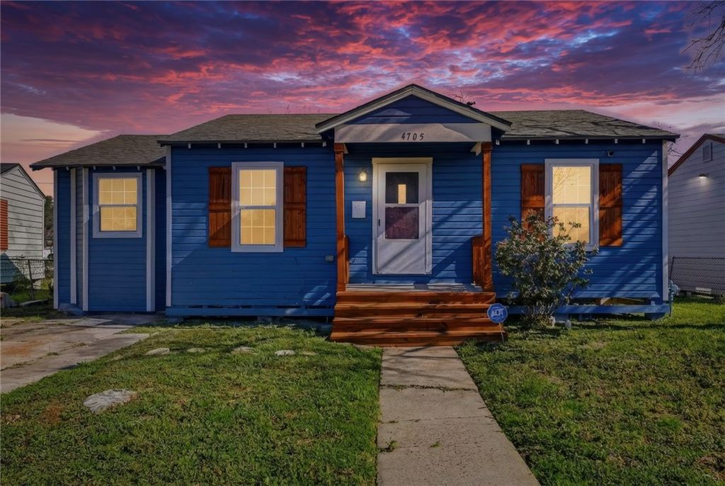 4705 Kendall Dr, Corpus Christi, TX 78415