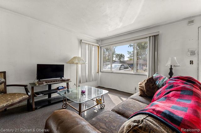 22030 Dante Street, Oak Park, MI 48237