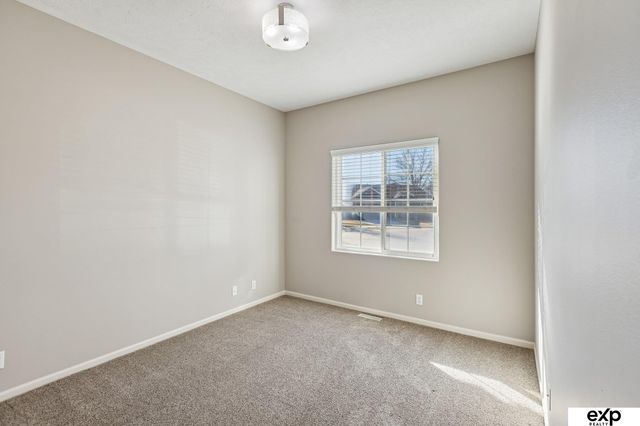 18708 Hayes Circle, Omaha, NE 68135