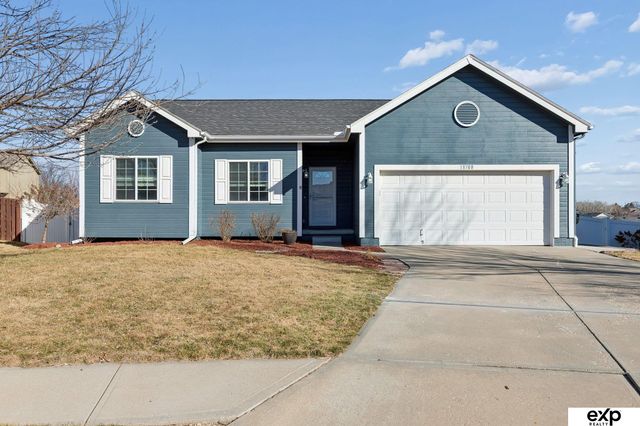 18708 Hayes Circle, Omaha, NE 68135