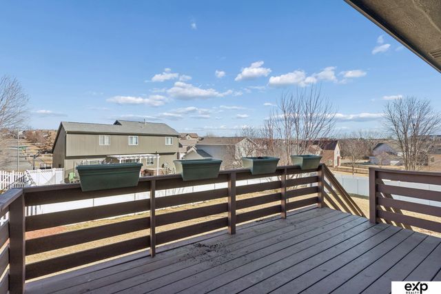 18708 Hayes Circle, Omaha, NE 68135