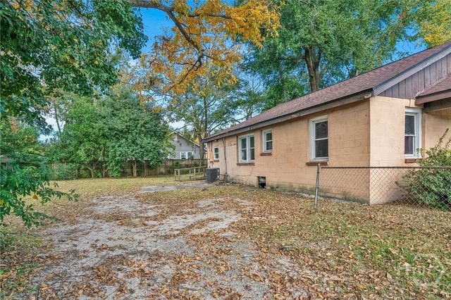 207 Cleland Avenue, Savannah, GA 31415