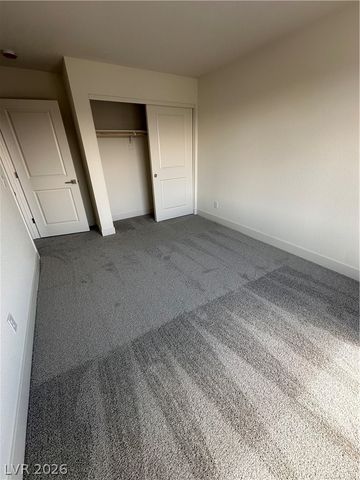 2464 Tom Collins Drive, Las Vegas, NV 89169