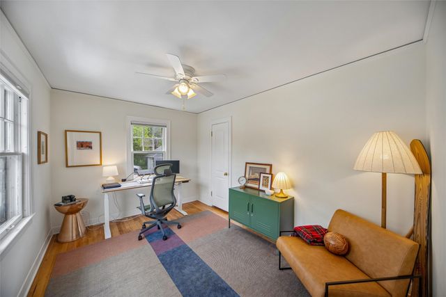 3300 Elmwood Drive, Des Moines, IA 50312