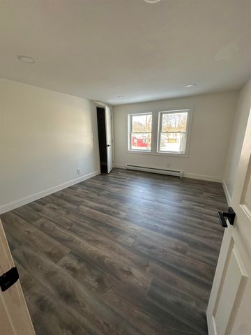 46 Ossie Road, Middlebury, VT 05753