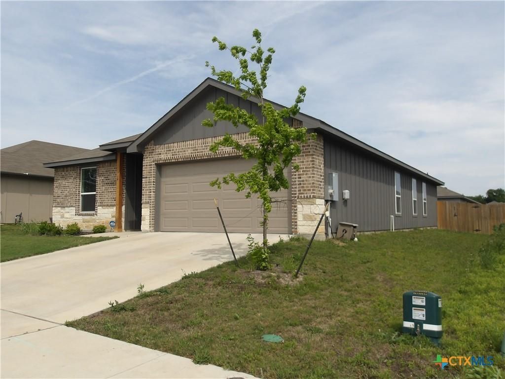 714 Freedom CIR, Nolanville, TX 76559