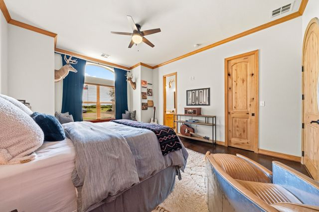 887 Hcr. 3110 N, Abbott, TX 76621