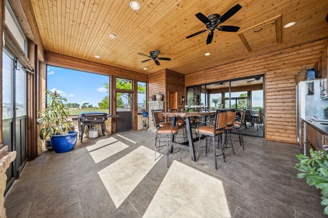 887 Hcr. 3110 N, Abbott, TX 76621