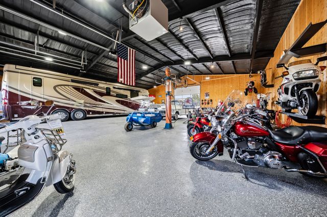 887 Hcr. 3110 N, Abbott, TX 76621