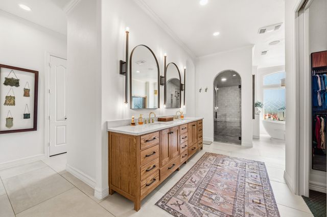 887 Hcr. 3110 N, Abbott, TX 76621
