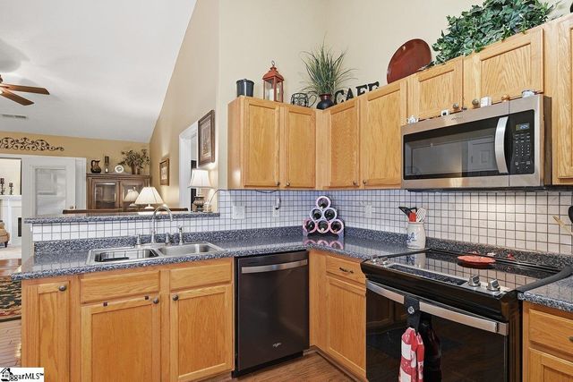 205 Garfield Lane, Simpsonville, SC 29681
