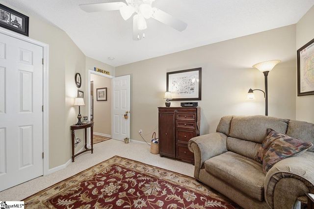 205 Garfield Lane, Simpsonville, SC 29681