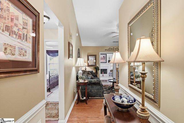 205 Garfield Lane, Simpsonville, SC 29681