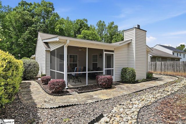205 Garfield Lane, Simpsonville, SC 29681